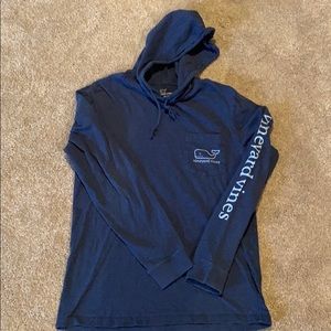 Vineyard Vines XS hooded T-shirt
